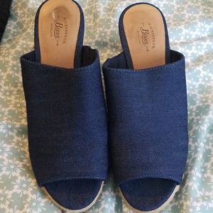 Bass cute summer sandals